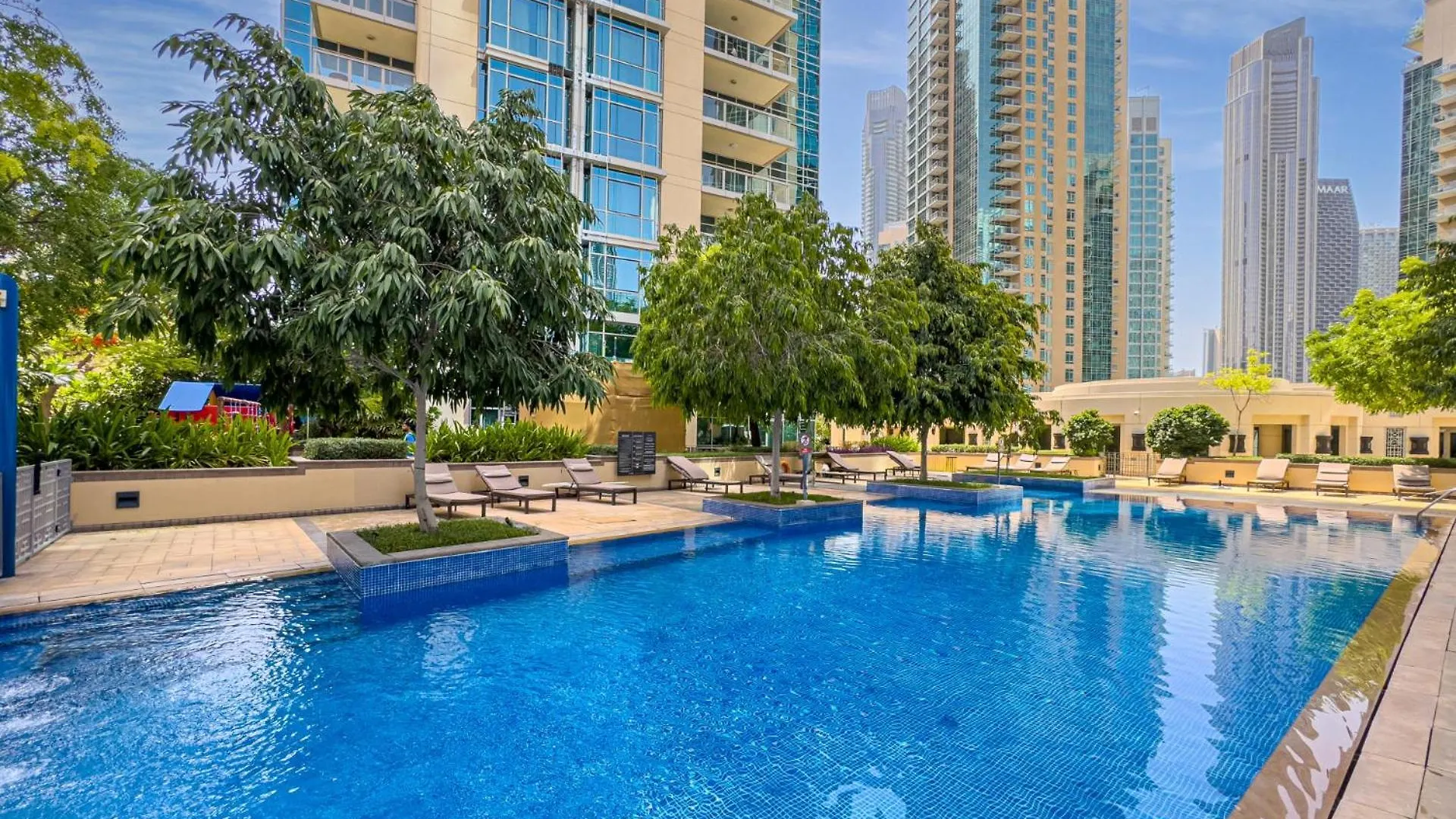 Savis Homes- Full Burj Khalifa & Fountain View Dubai Apartment