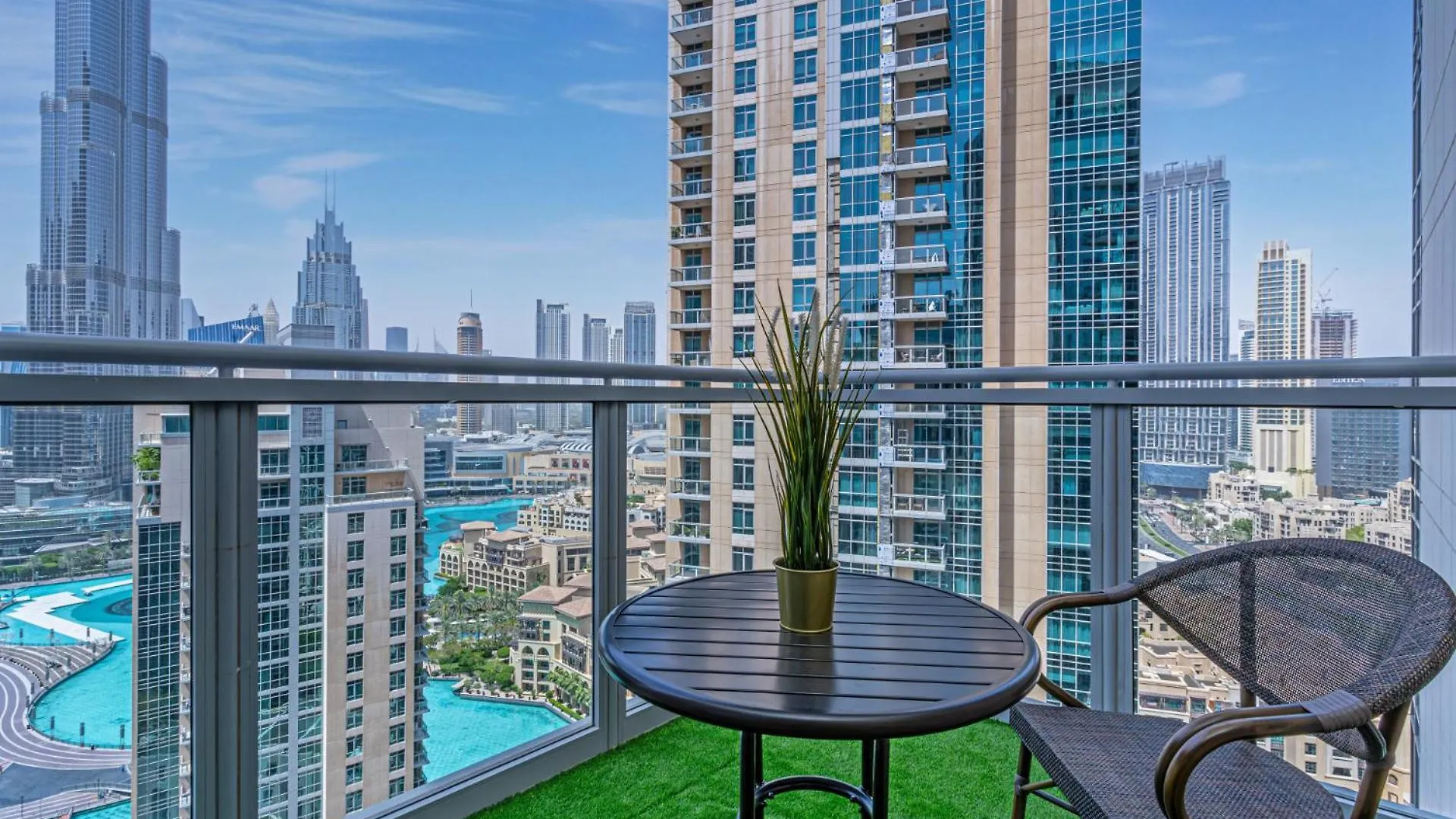 Savis Homes- Full Burj Khalifa & Fountain View Dubai